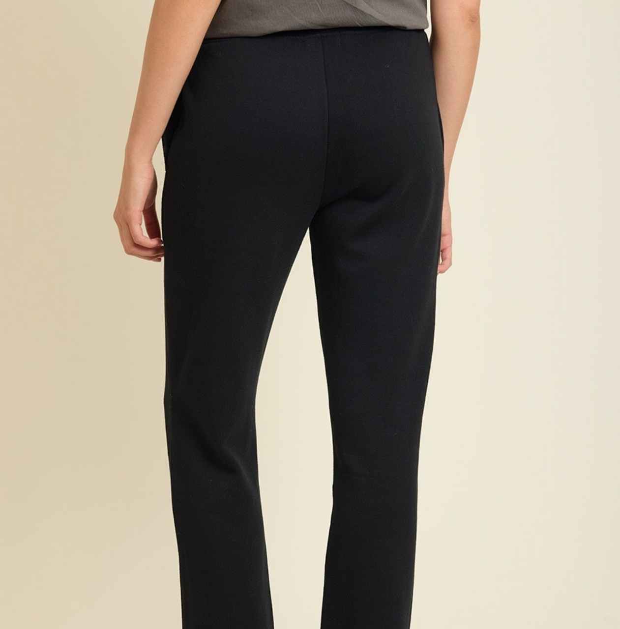 Pantalón Rusty modelo Luxyw25, color negro