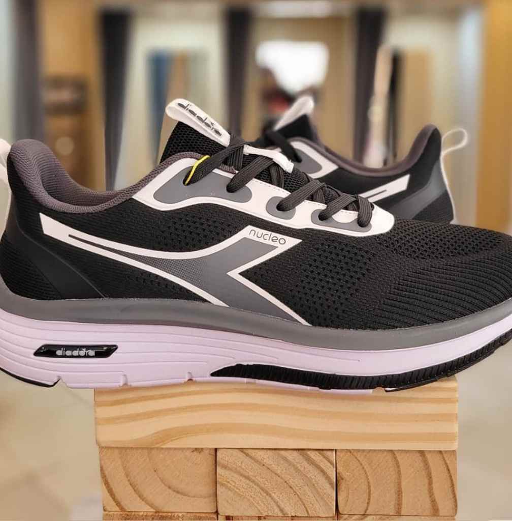 Calzado Diadora dama, negro